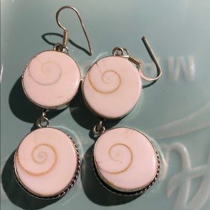 Two looks for the price of one